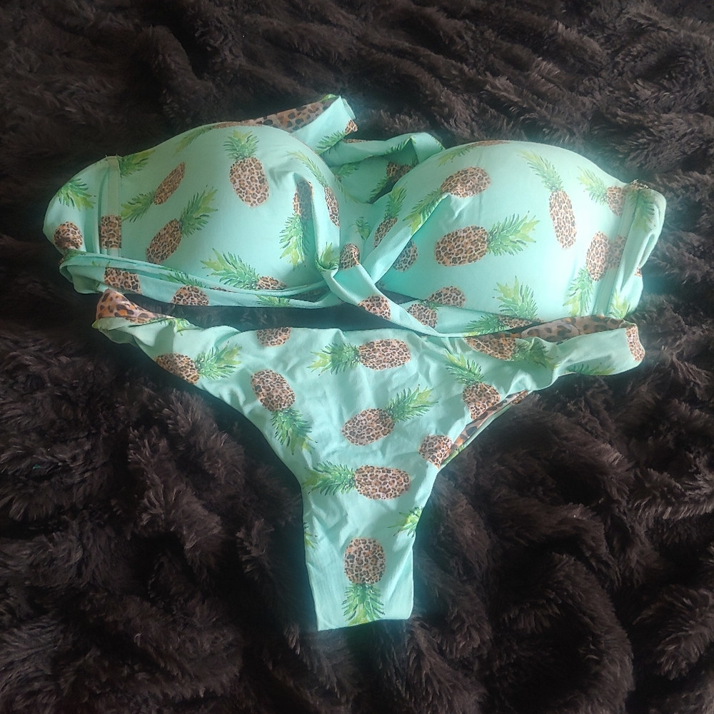 Calzedonia Cobey Binkini Turquoise/Pineapple Size 34B top/small bottom
